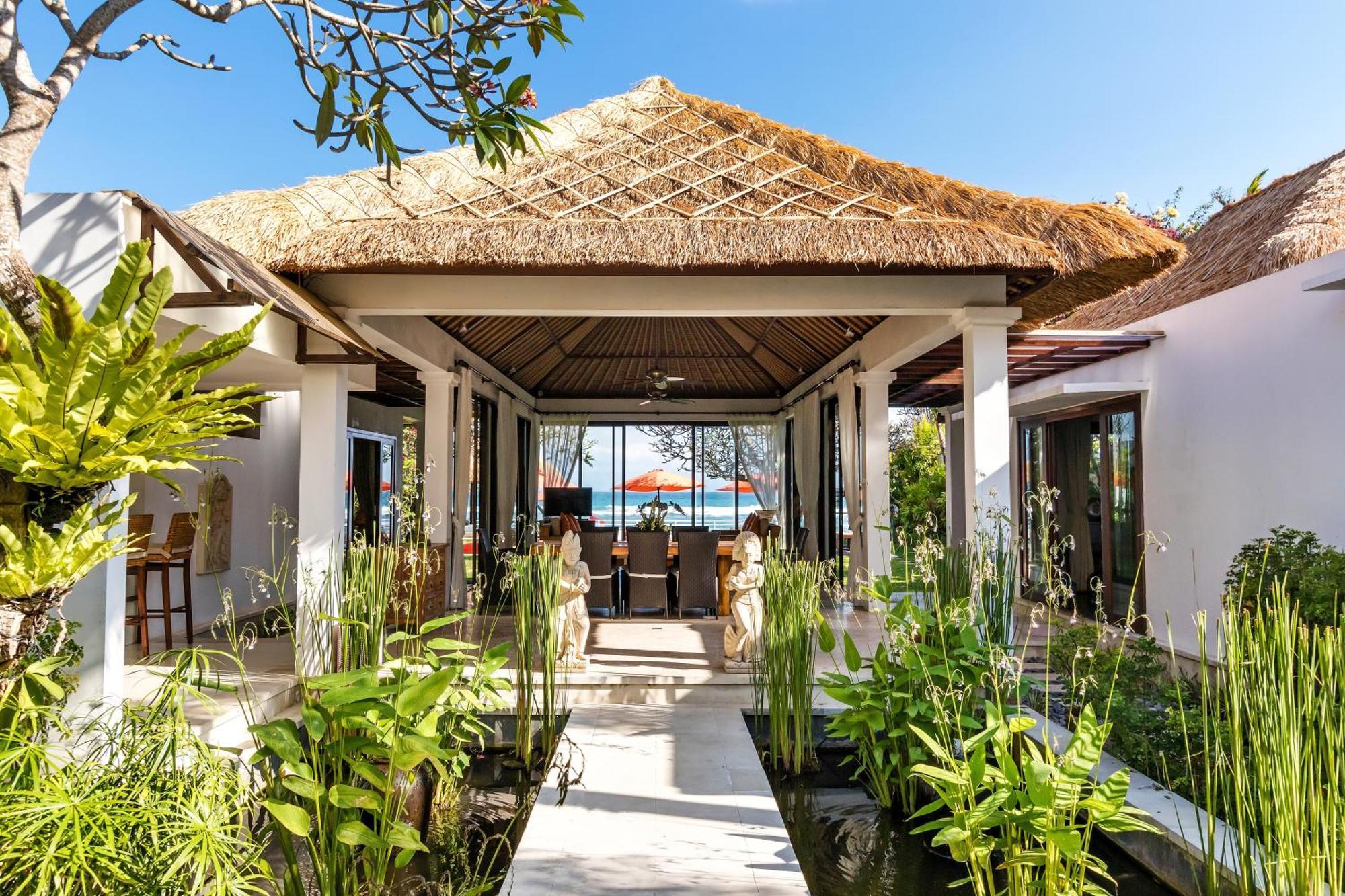 Villa Kaniksa Candi Dasa  Luaran gambar