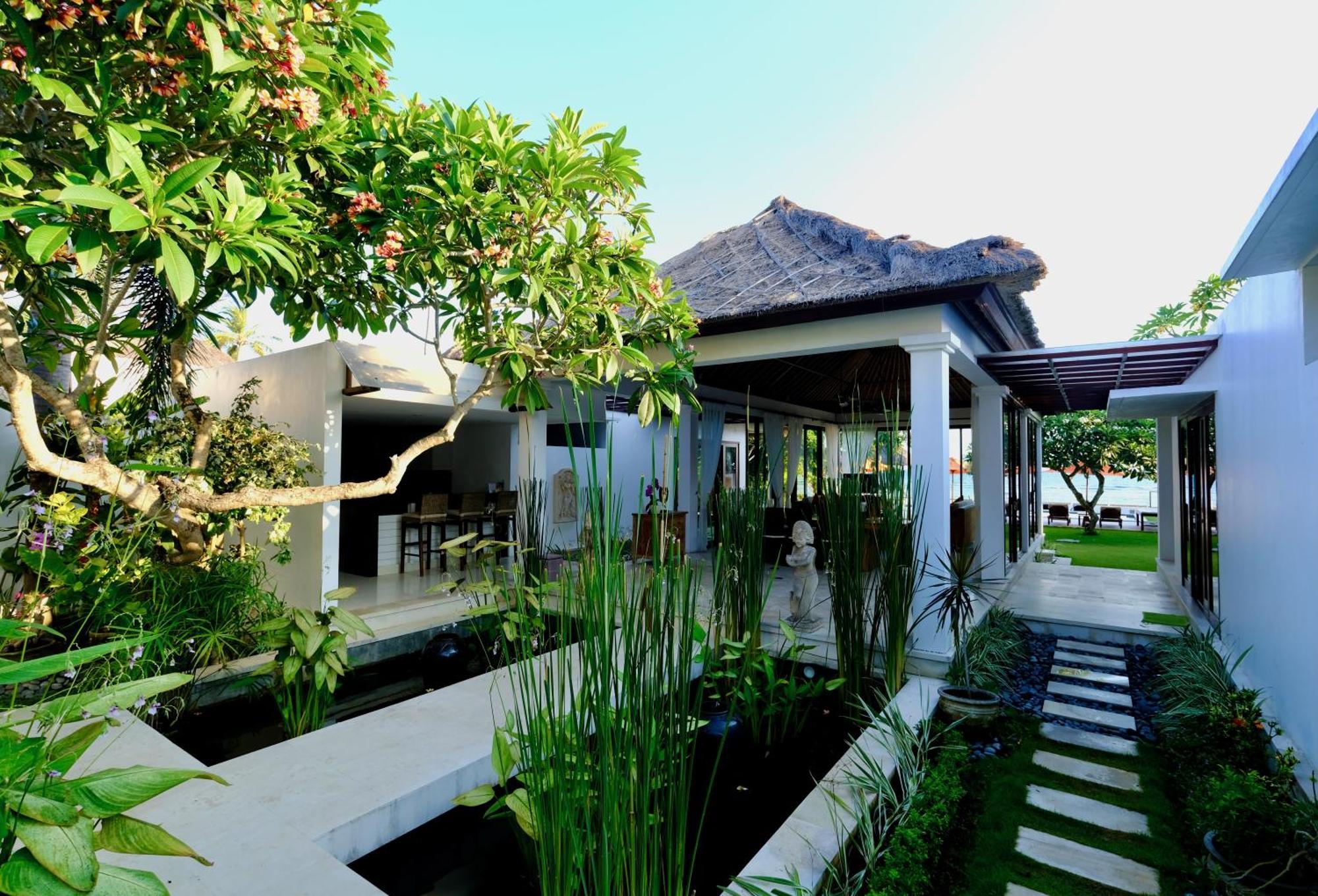 Villa Kaniksa Candi Dasa  Luaran gambar